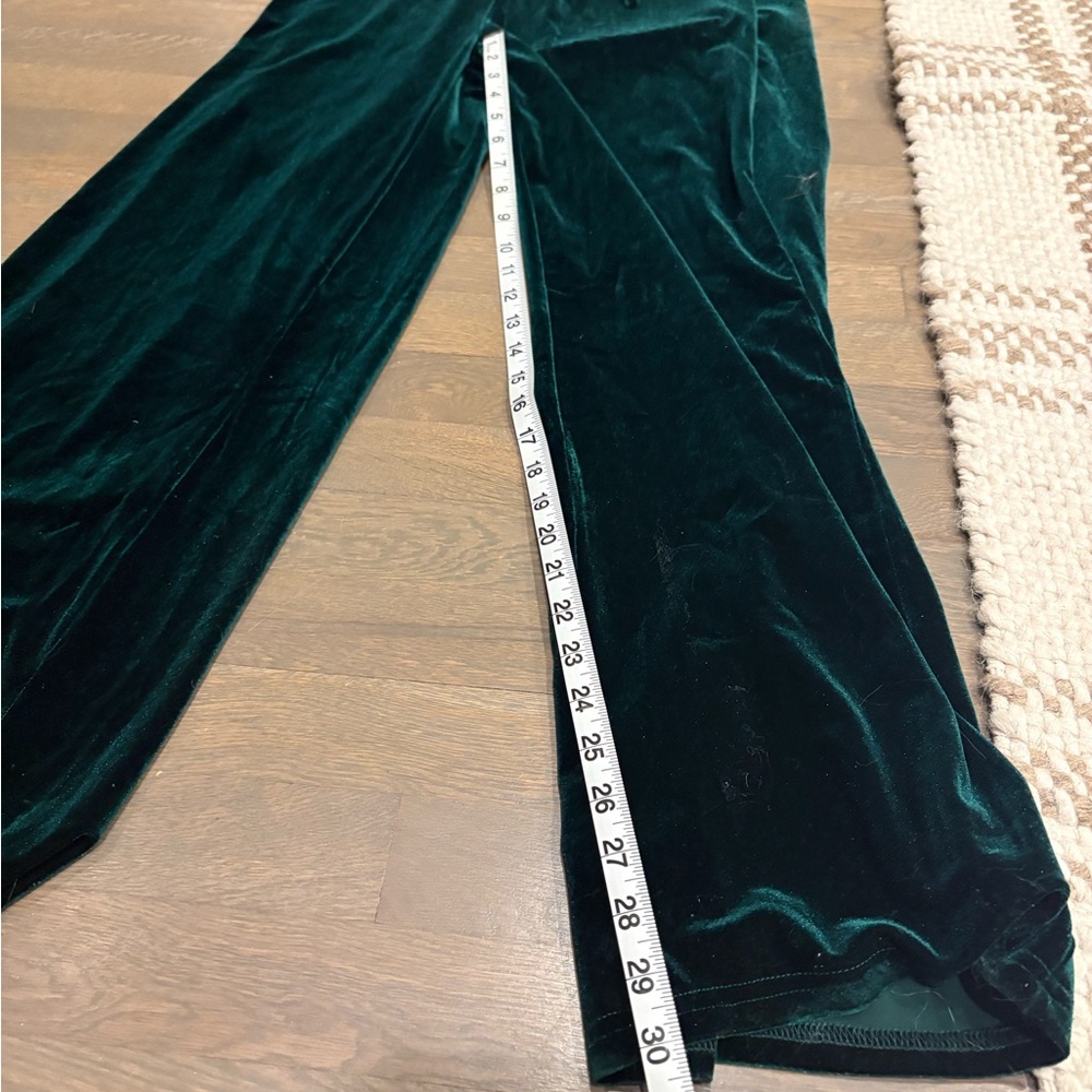 Chic Velvet Wrap Jumpsuit in Deep Green - Picture 8 of 9